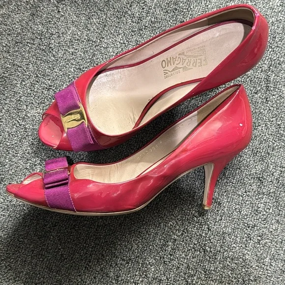 Salvatore Ferragamo hotPink and Purple Heels with Gold Detail - Picture 4 of 11